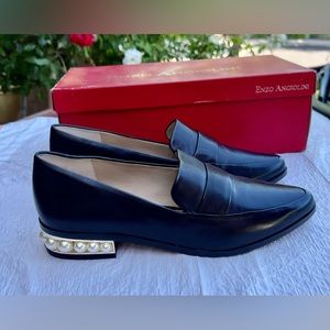 Enzo Angiolini Black Soft Leather EP-Jeffie Pearl Heel Loafer Size 8